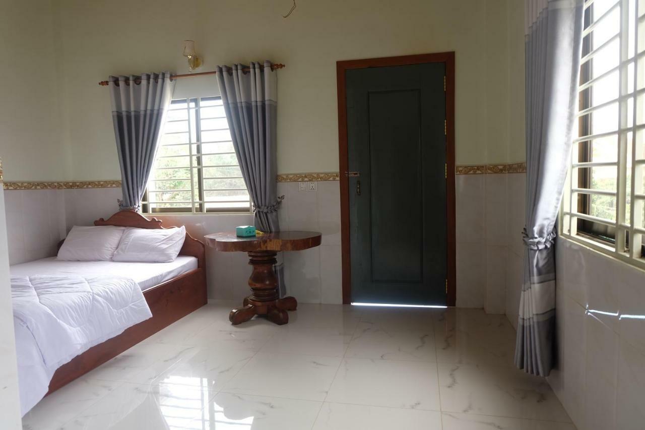 Mondulkiri Holiday Homestay Senmonorom Buitenkant foto