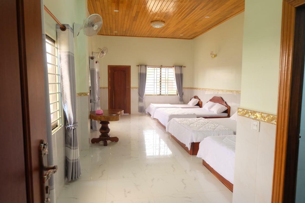 Mondulkiri Holiday Homestay Senmonorom Buitenkant foto