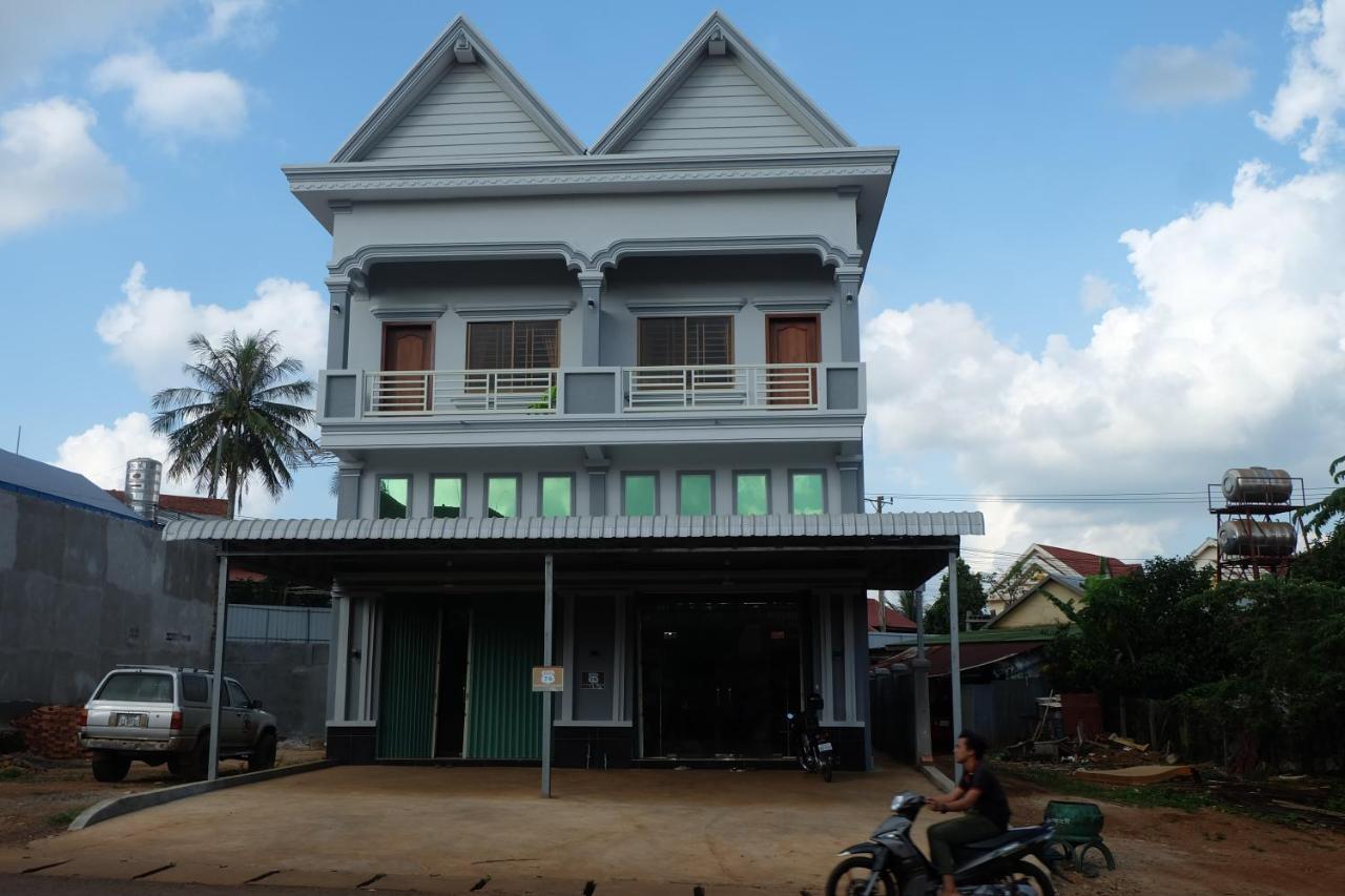 Mondulkiri Holiday Homestay Senmonorom Buitenkant foto